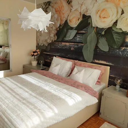 Retro Cosy Apartment Белград Екстериор снимка