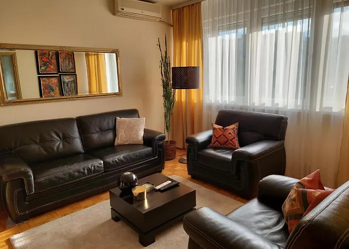 Retro Cosy Apartment